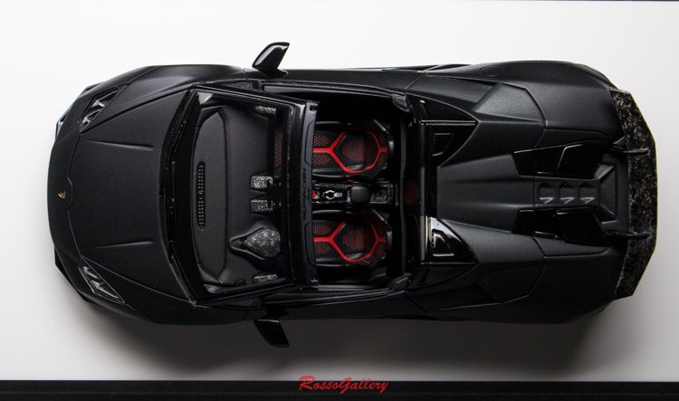 Thumbnail: Lamborghini Huracan Performante Spyder 2018 Matt Black