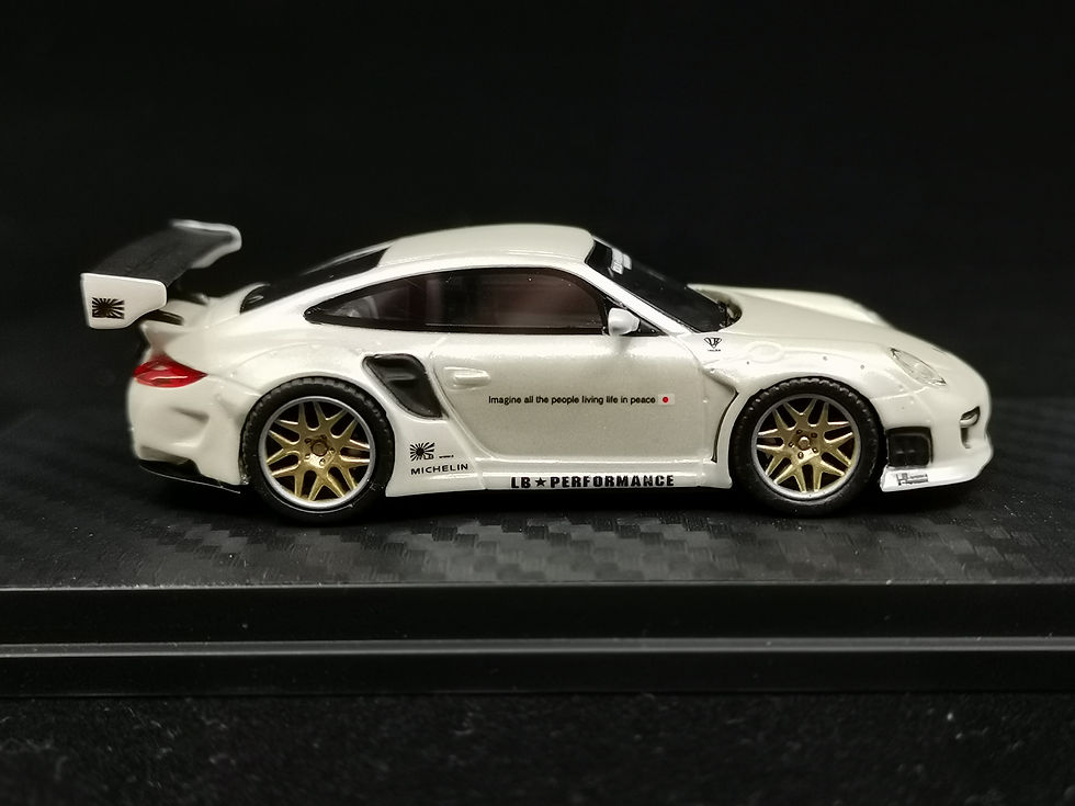 Thumbnail: Liberty Walk LB Works Porsche 911 997 Silver
