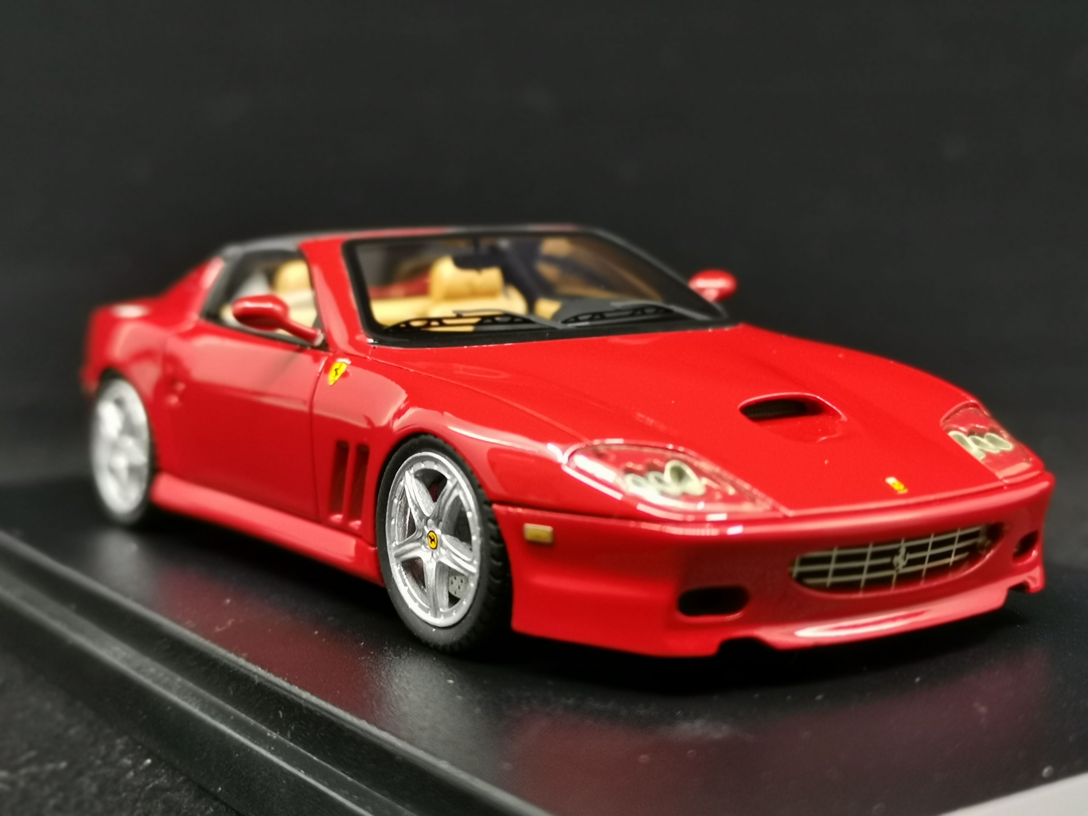 Ferrari 575 Superamerica Roof Open Red