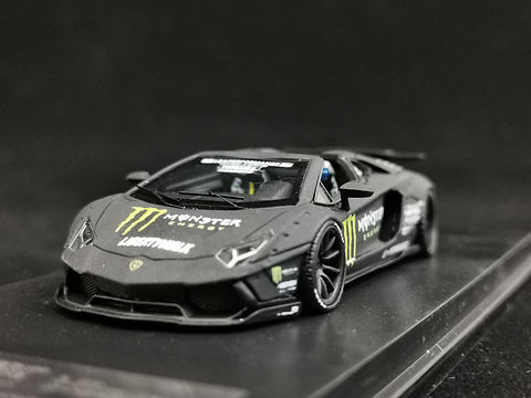Liberty Walk LB works lamborghini Aventador LP700-4 Roadster Liberty Walk LB works lamborghini Aventador LP700-4 Roadster