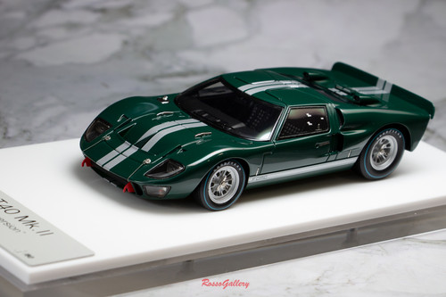 Ford GT40 MK.II Street Version 1966 Dark Green Silver Stripe