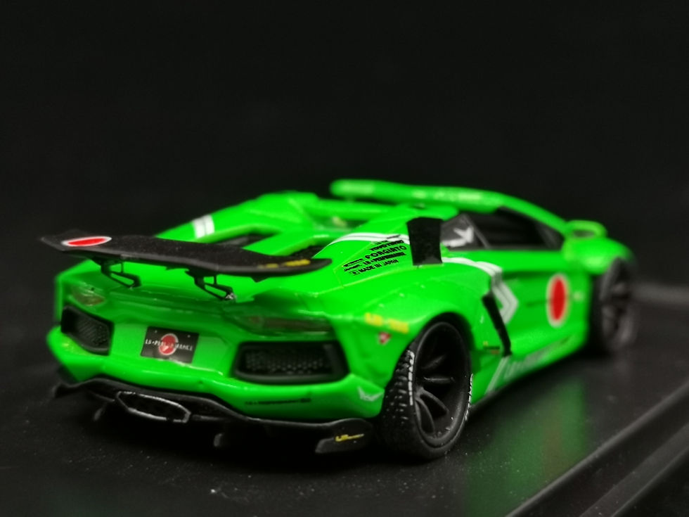 Thumbnail: Liberty Walk LB works lamborghini Aventador LP700-4 Roadster Green