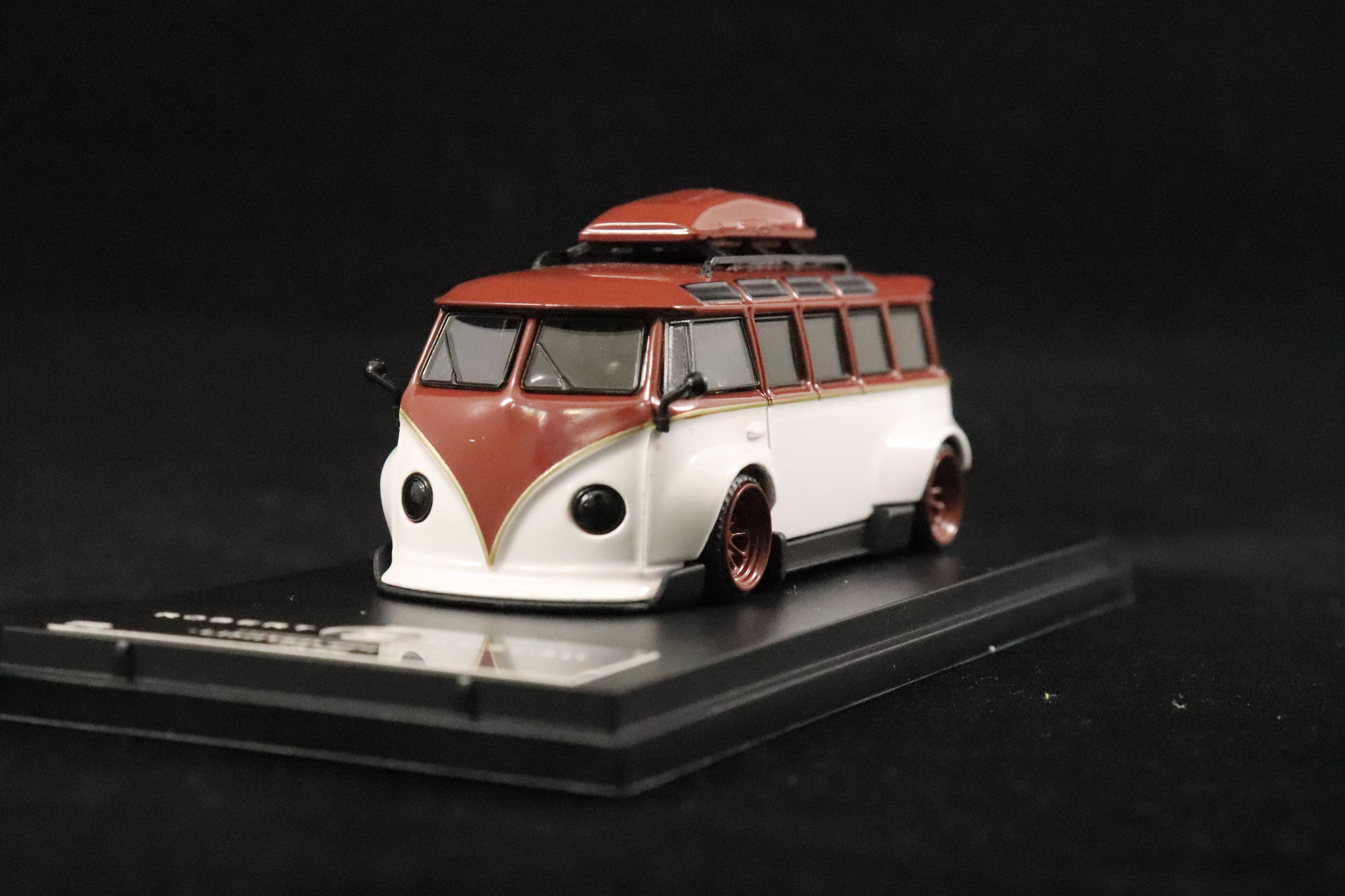 Volkswagen Volkswide Kombi Flyer Bus Brown White