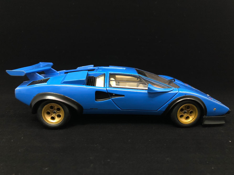 Thumbnail: Kyosho Lamborghini Countach LP500S WW Light Blue 08323BLL
