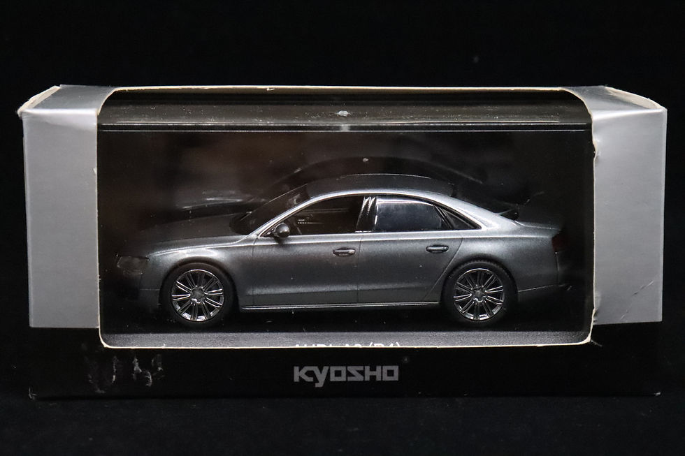 Thumbnail: Audi A8 (D4) Gray 03811GR