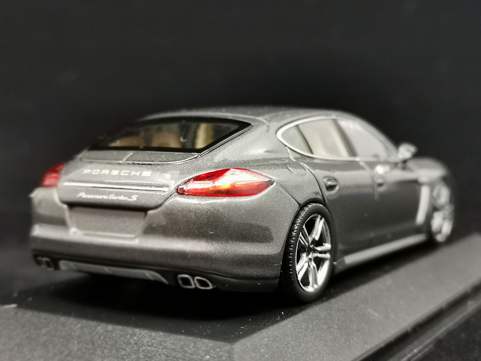 Thumbnail: Minichamps Porsche Panamera Turbo S WAP0200250C