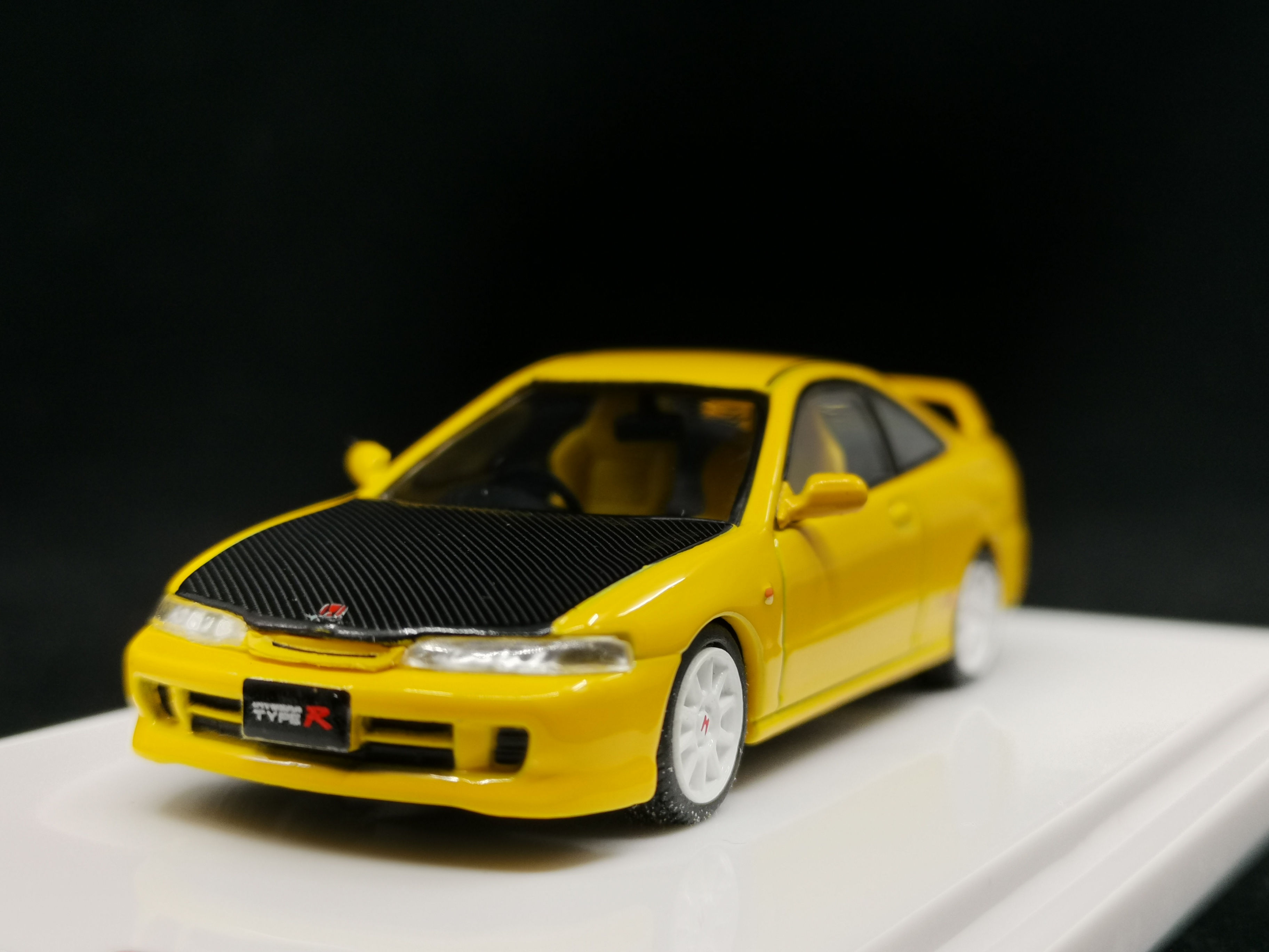 Honda Integra Type R (DC2) 1998 Sunlight Yellow HJ641004BCY