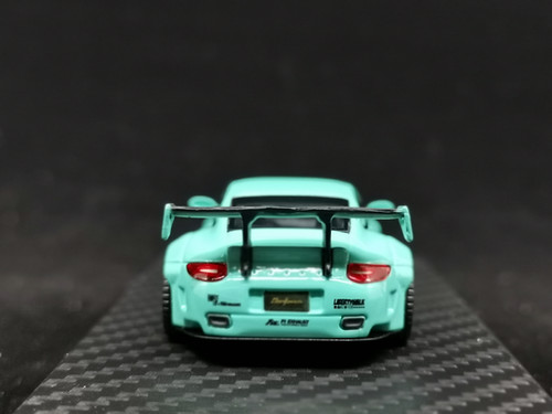 ポルシェLiberty Walk 997 ミニカー 青 1/64 INNO 64 Porsche 997 LIBERTY WALK Baby Blue