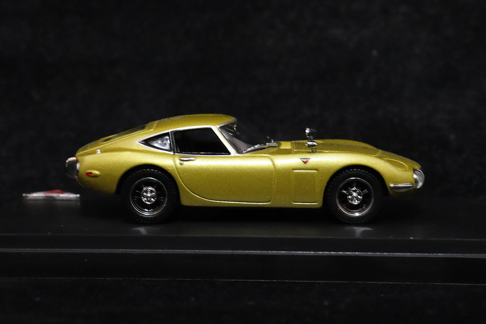 Thumbnail: Toyota 2000GT Golden 1967 03031G No Box