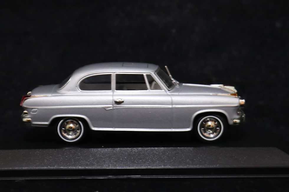 Thumbnail: Borgward Isabella 1959 Silver 400096000