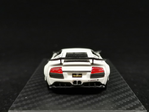 Liberty Walk LB Works Lamborghini LP670 Murciélago White