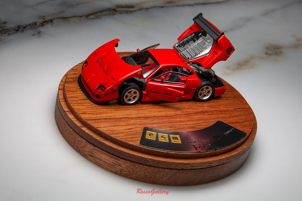 Thumbnail: Ferrari F40 Red (Deluxe Round Base)