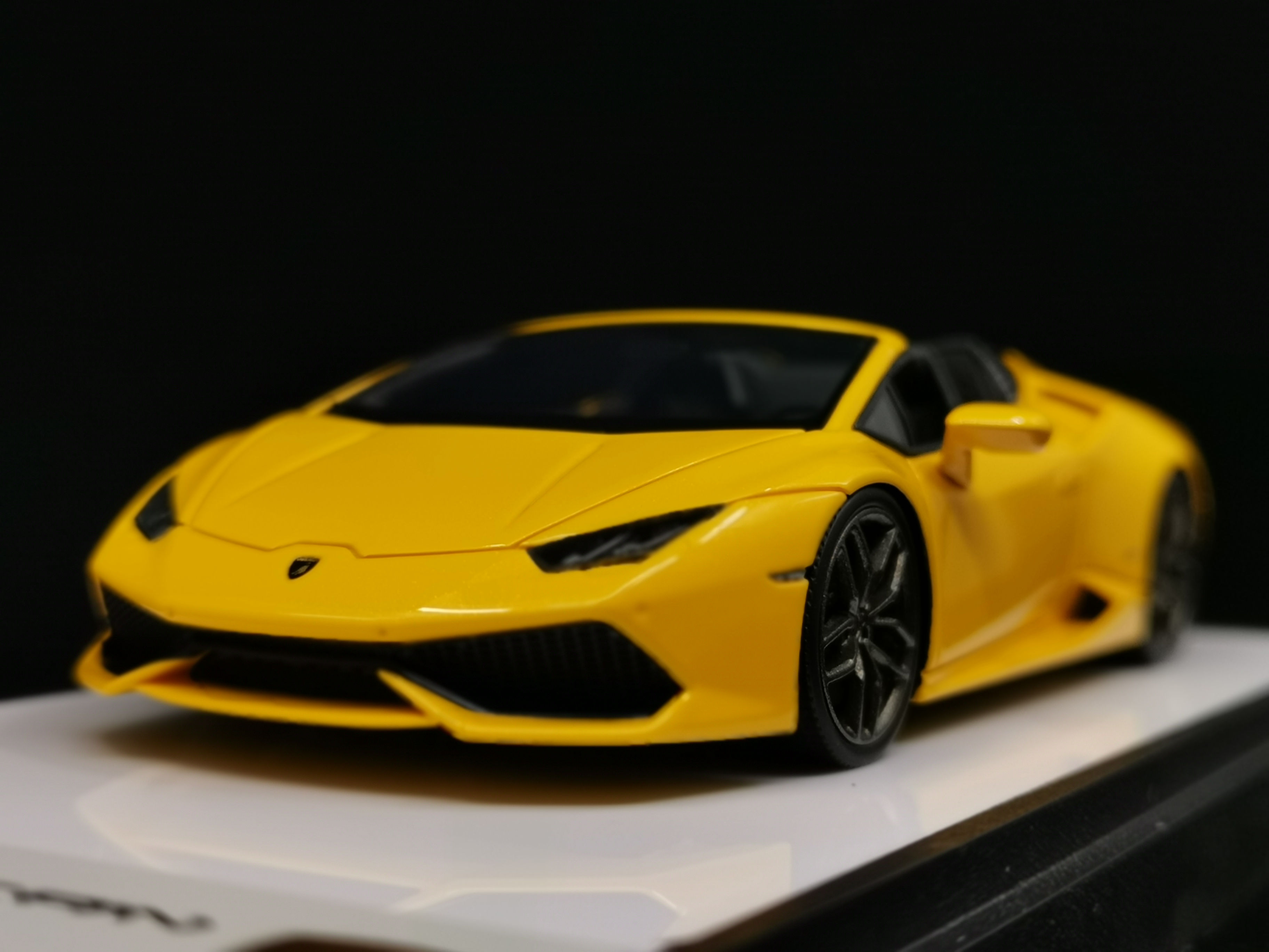 Make Up Lamborghini Huracn LP610-4 Spyder 2015 Yellow EM342A3