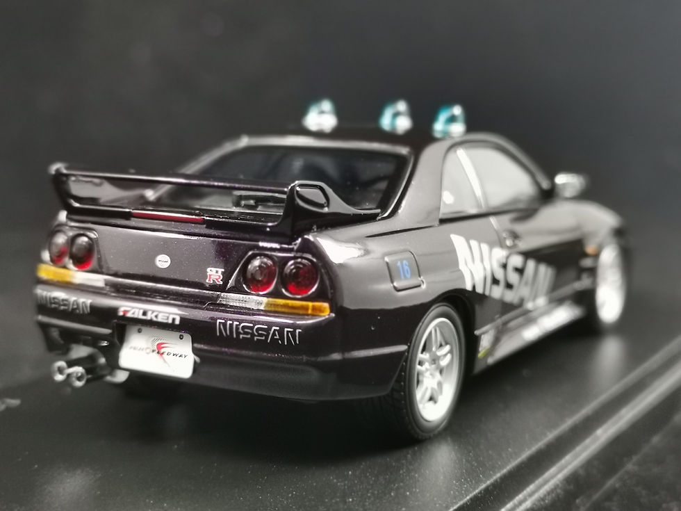 Thumbnail: Kyosho Nissan Skyline GTR BCNR33 Fuji Speedway Pace Car 03343PC