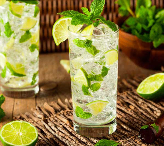 Kontento Mojito cubano con huerta kontento
