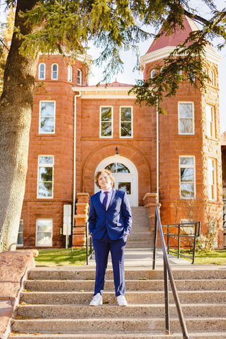 Blake Howard senior portraits-7.jpg