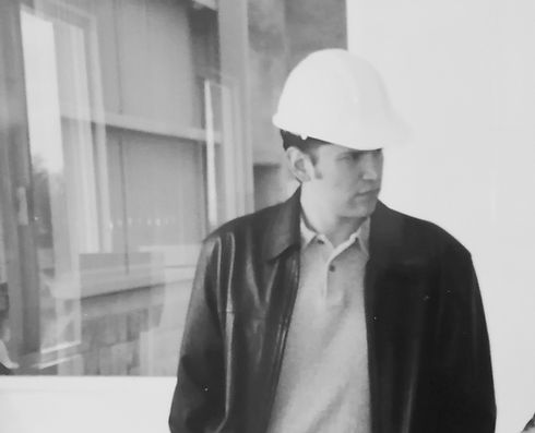 Director Químicos y Minerales Global Trade México_edited.jpg