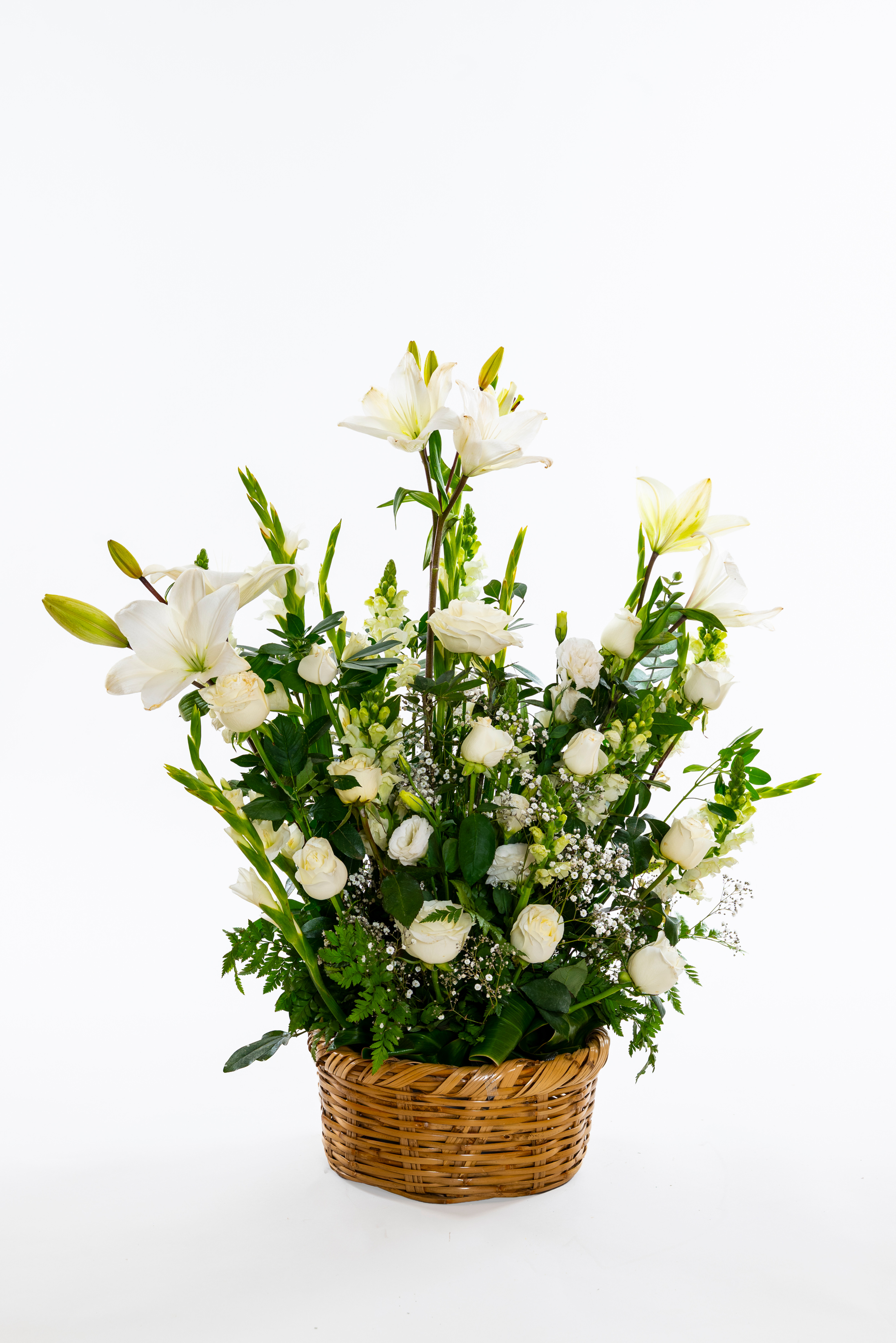 CANASTA DE FLORES BLANCAS (simboliza provisión, abundancia y cuidado divino)