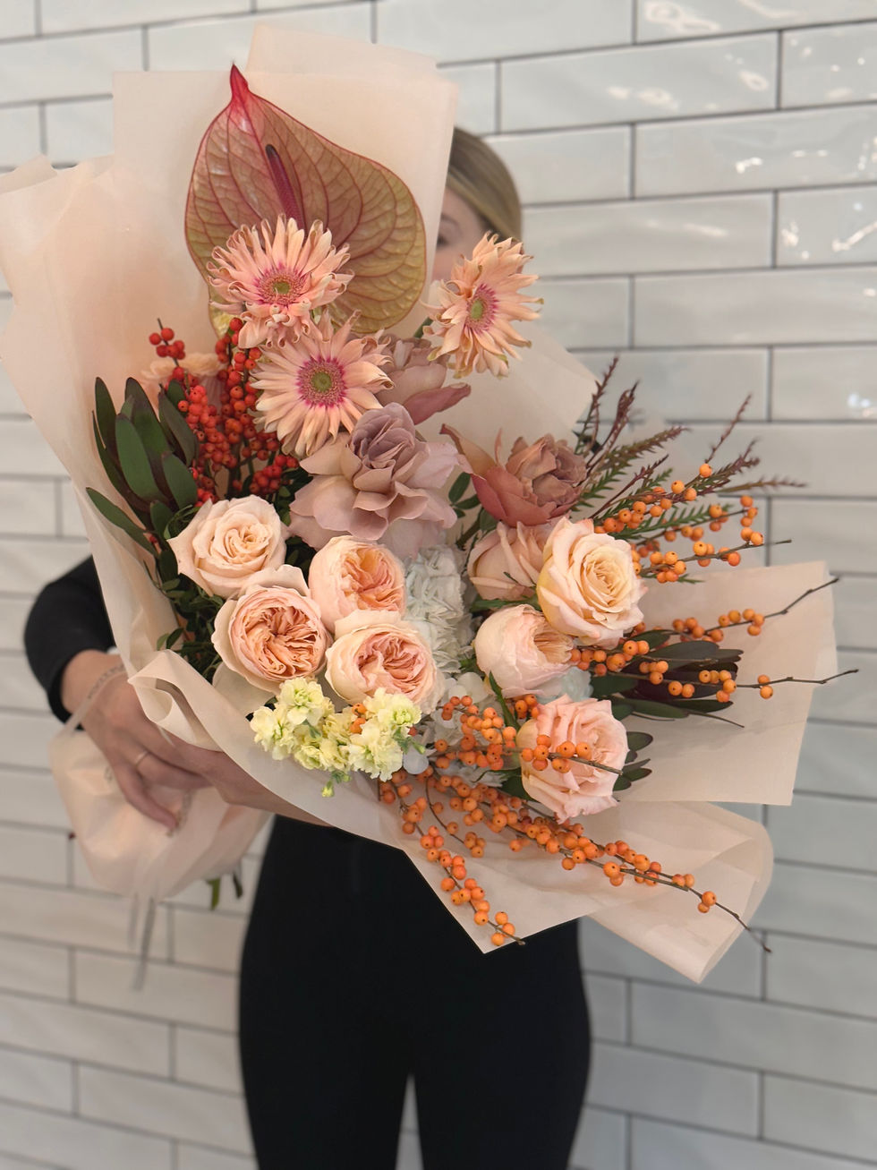 Thumbnail: Creative Bouquet L