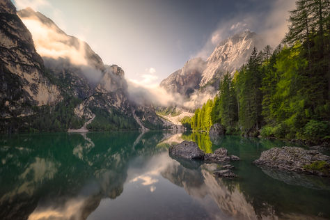 Malerischer Bergsee II