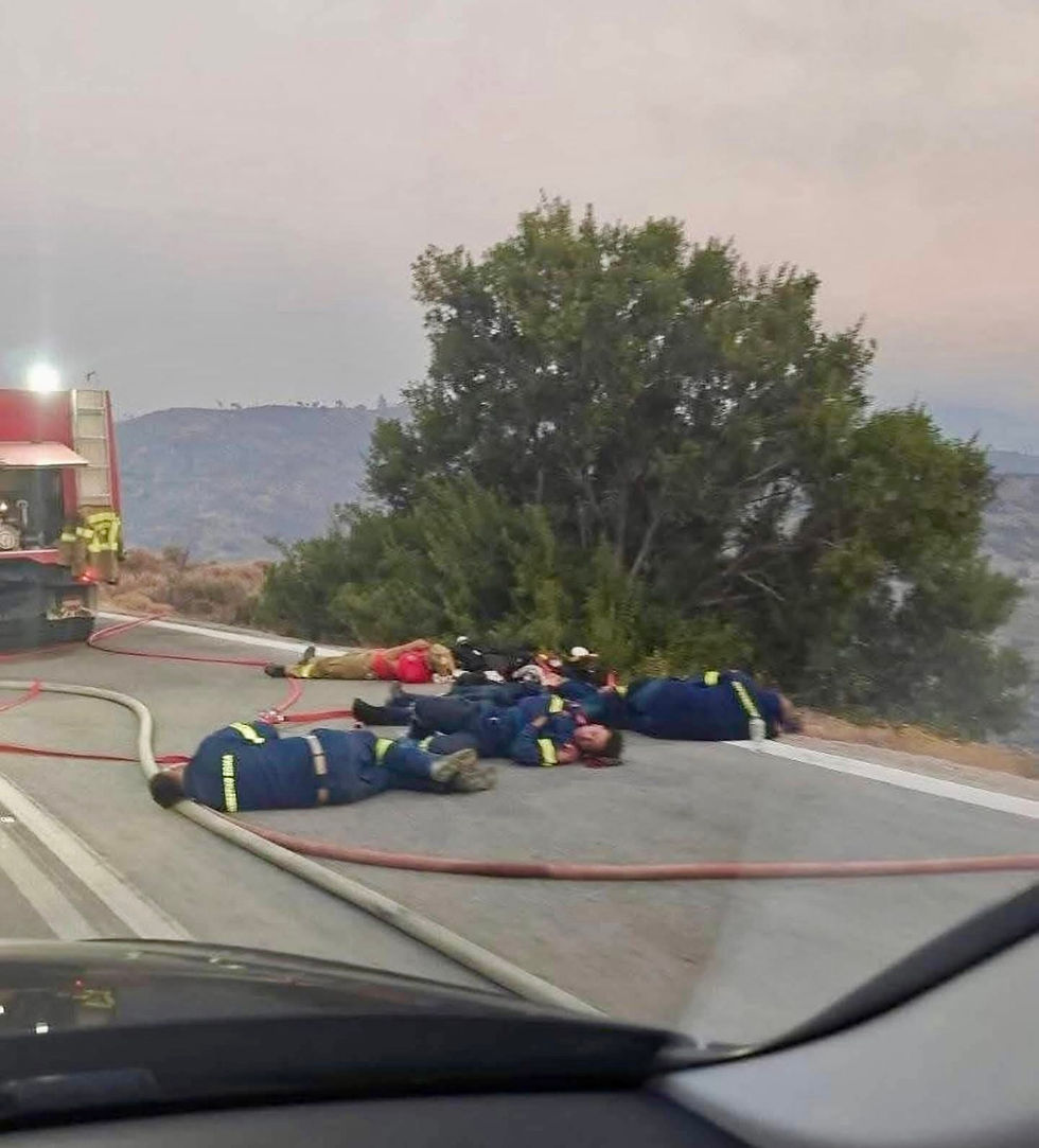 Οι ήρωες του σήμερα: Η φωτογραφία της χρονιάς από την Χίο!