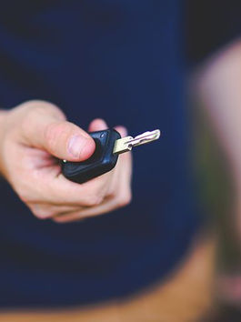 Skills and Tools: What Makes a Good Emergency Locksmith Stand Out?