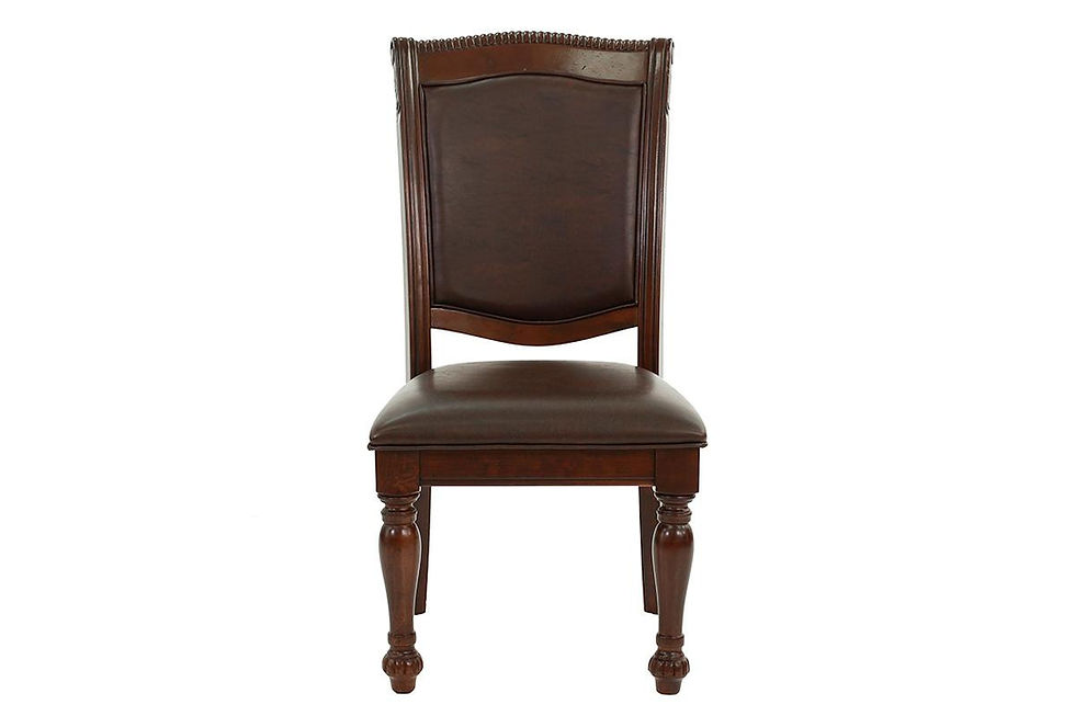 Thumbnail: Round Dining Table