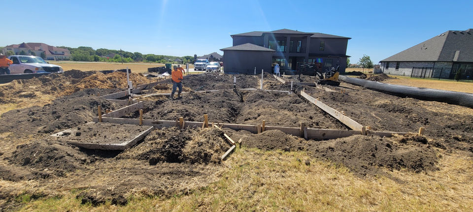 Cedar hill pool guest house foundation