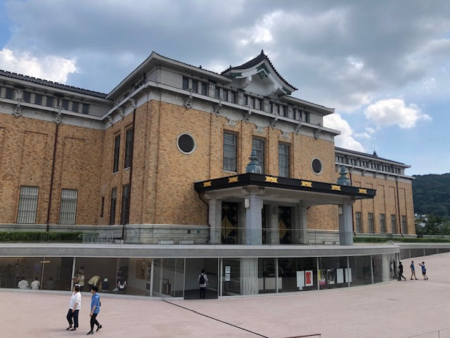 京都市京セラ美術館