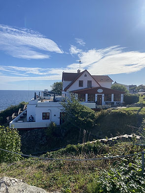 Grevens Dal – hotel og havudsigt.jpg