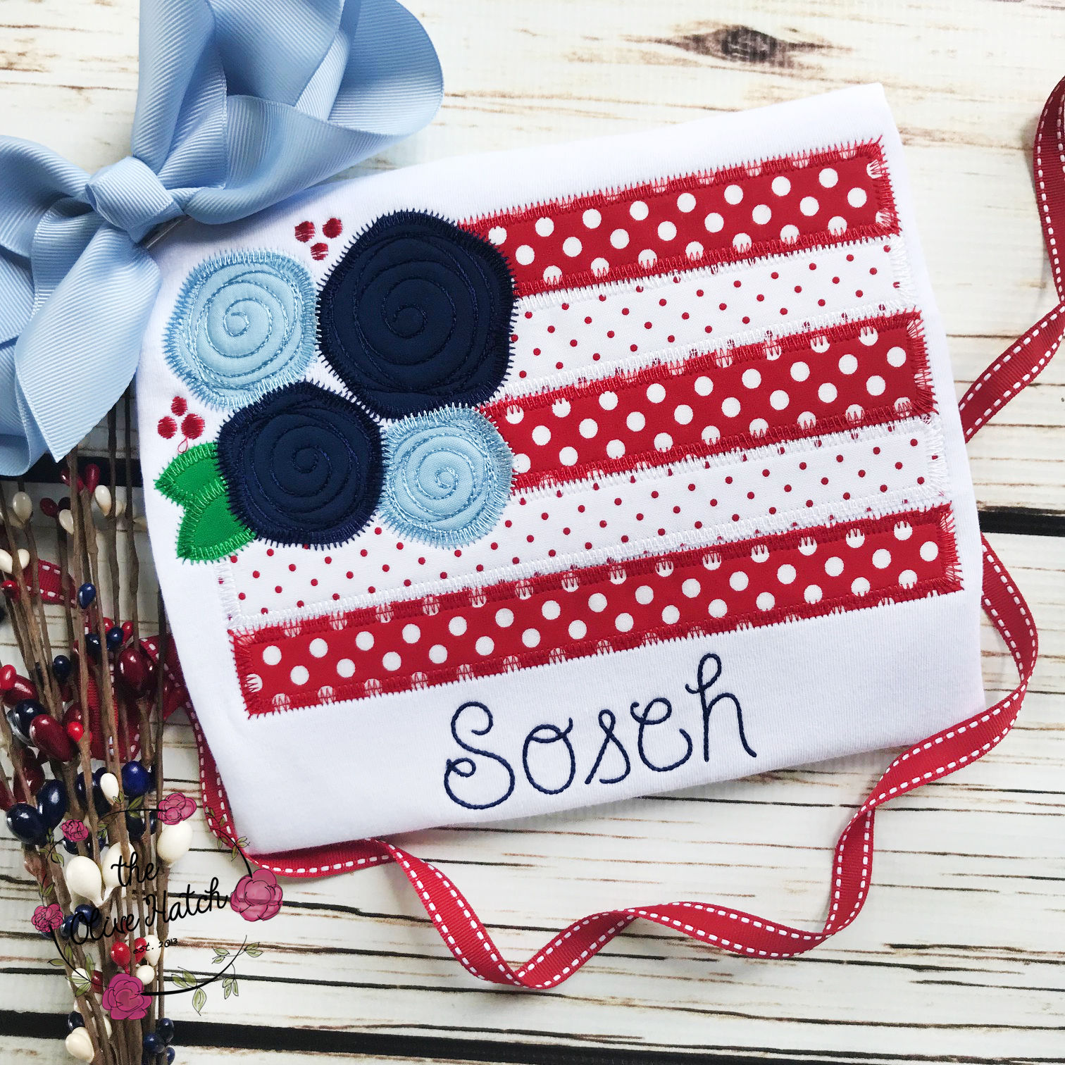 Floral Flag Applique Design