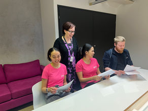 Oppiminen ja kehittyminen ovat tärkeä osa työelämää, ja me Sivex Oy:ssä panostamme vahvasti työntekijöidemme osaamisen kehittämiseen. Tällä hetkellä peräti 80 % työntekijöistämme on koulutettuja, ja englanninkielisessä oppisopimuksessa opiskelee tälläkin hetkellä kahdeksan motivoitunutta työntekijää.