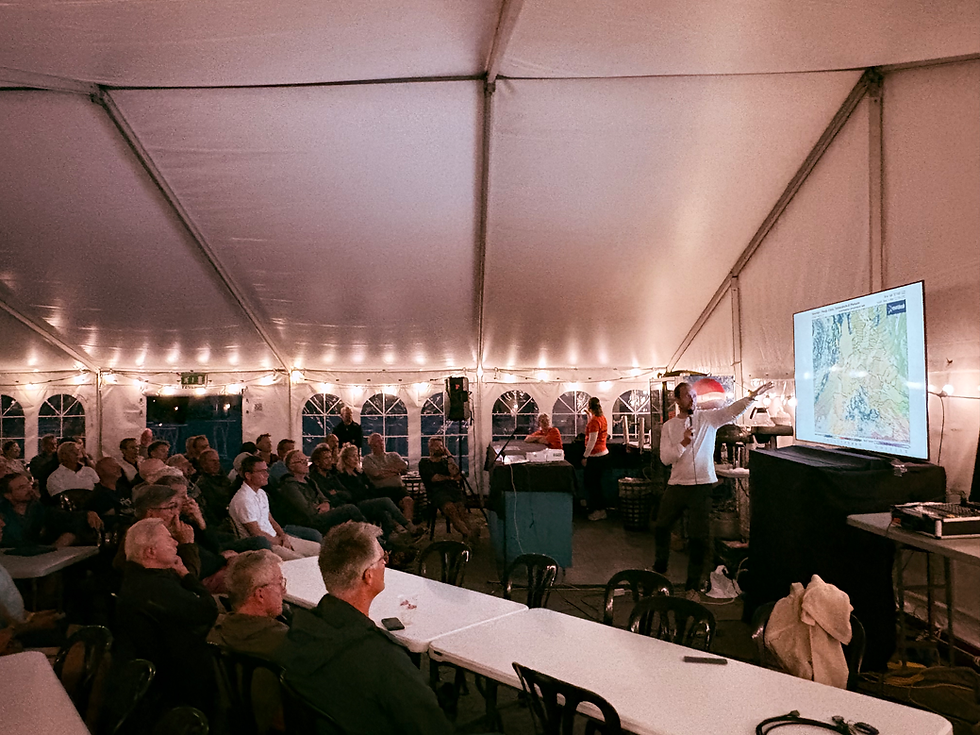 "TV2 meteorologist Jacob Mouritzen kicked off the first-ever 'Sailing & Socializing' event at Vegvisir Race Nyborg with a deep dive into weather models, local wind patterns, and current predictions—giving the audience practical tools to sail smarter in Danish waters."