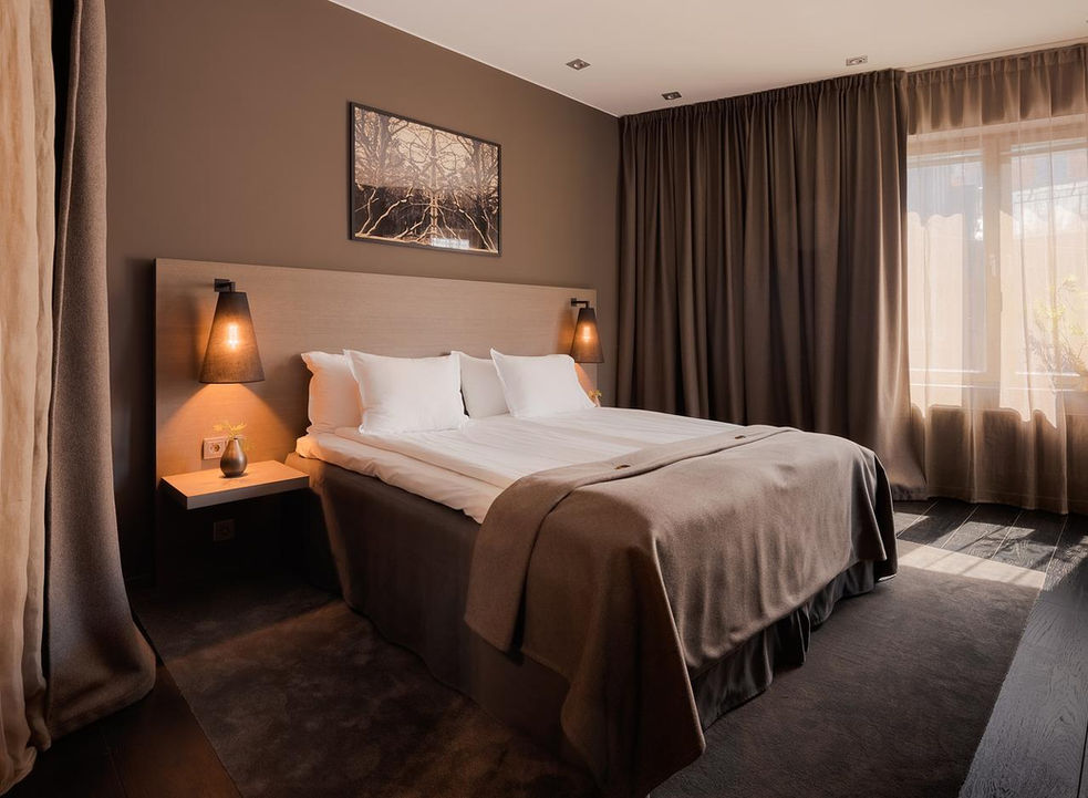 The Lamp Hotel Rooms