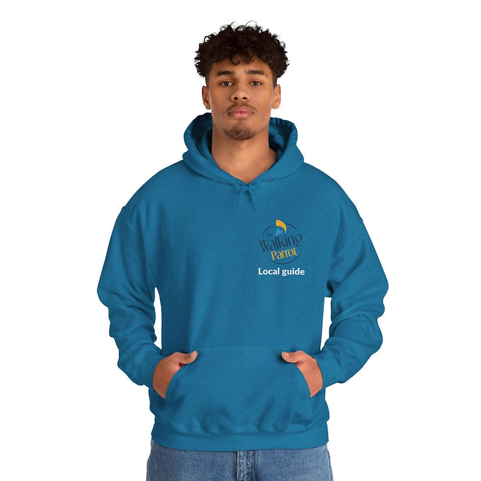 Miniaturbild: The Walking Parrot Hooded Sweatshirt