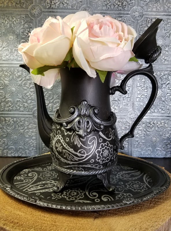 Miniatura: Teiera/vaso boho dipinto a mano unico nel suo genere con vassoio Mixed Media Art