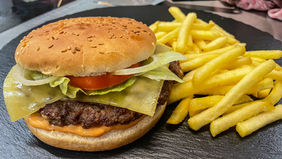 Roggi's Cheesburger