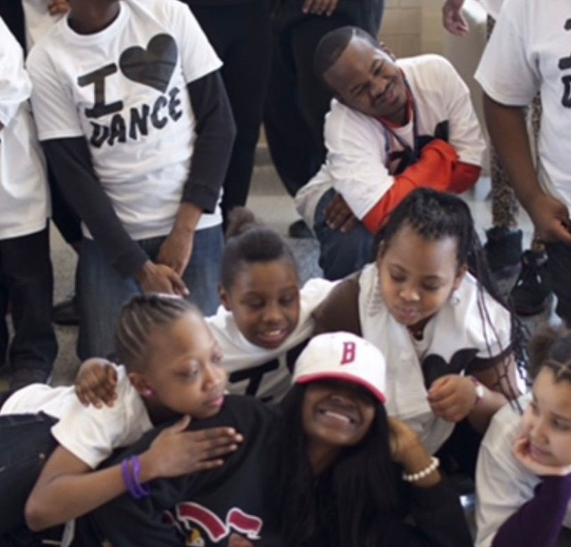 Thumbnail: Dance