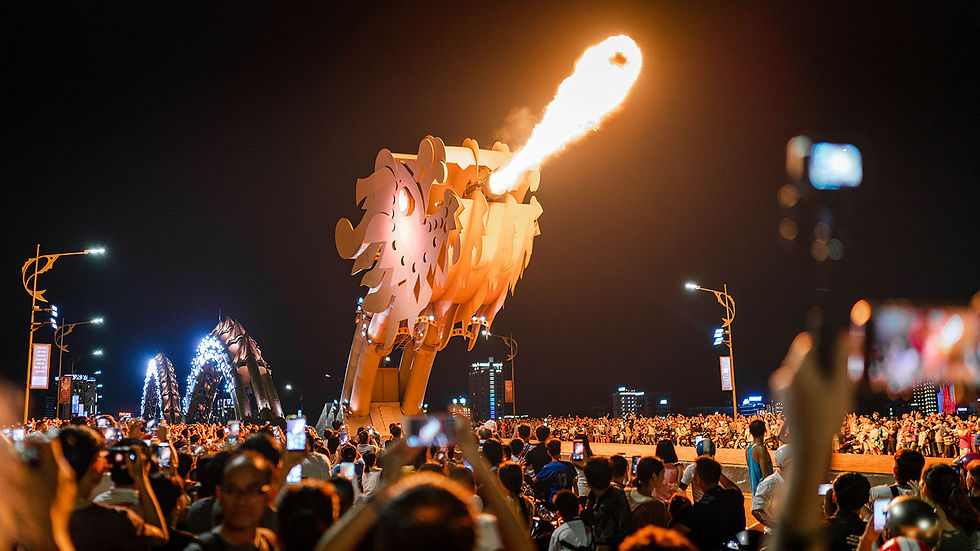 Thumbnail: Fire & Water Show Dragon Bridge