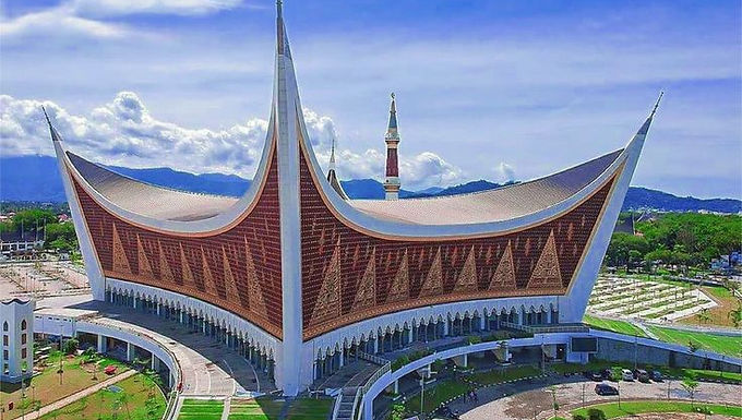 Padang Masjid Raya Sumatera Barat
