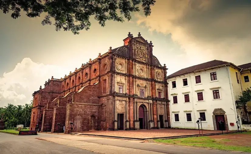 Thumbnail: Basilica of Bom Jesus Goa