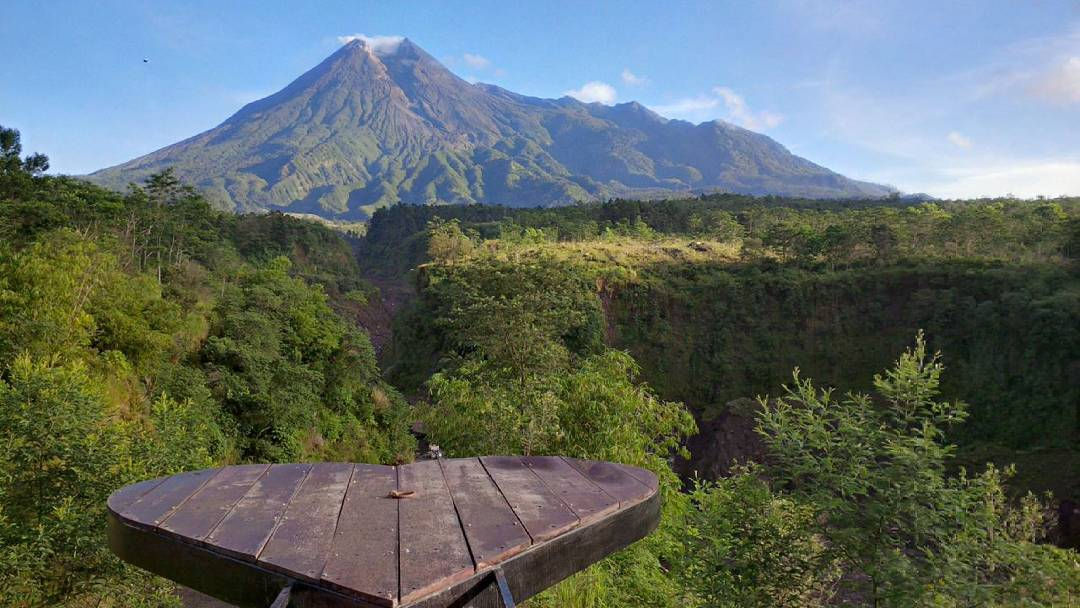 Batu Alien Merapi, Yogyakarta