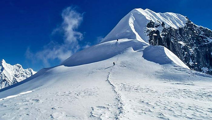 Nepal Tharpu Chuli 