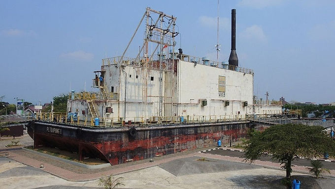 Banda Aceh Museum PLTD Apung
