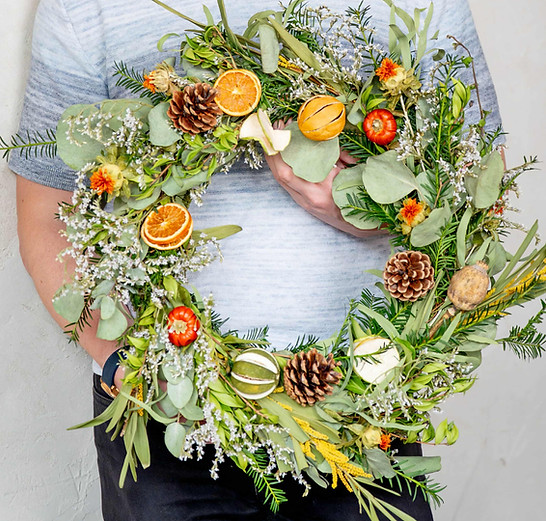 DIY WREATH.jfif