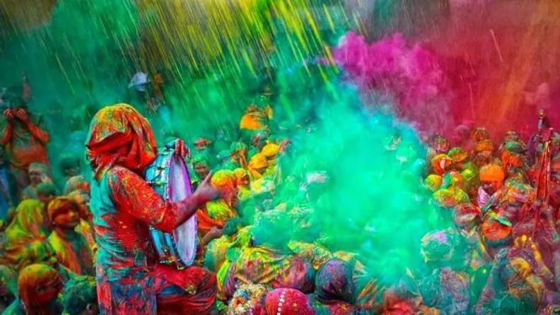 Happy-Holi-Wallpaper-for-Whatsapp-Downlo