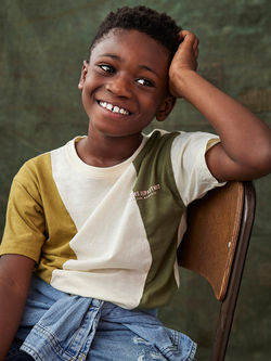 kids-portrait-23-210.jpg