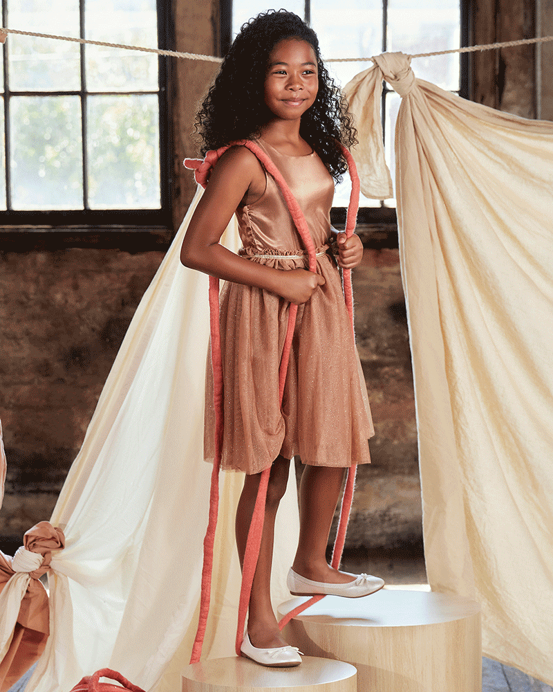 kids_aw23-shoessox-46.gif