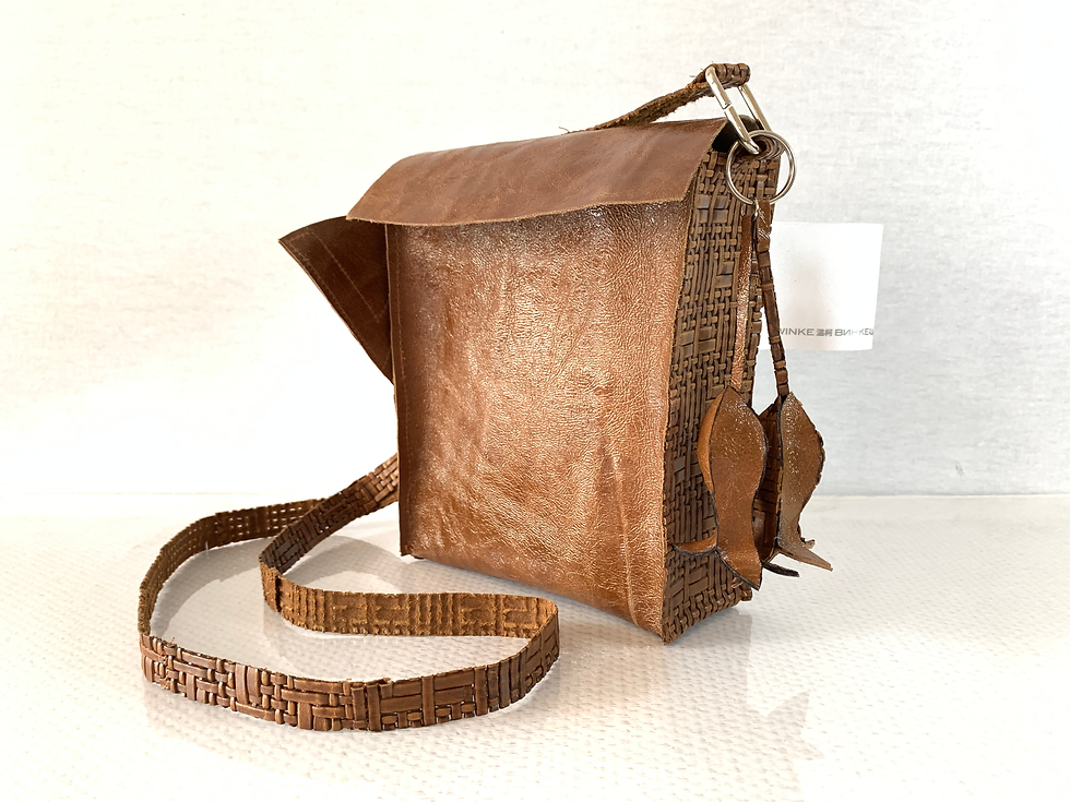 Thumbnail: Takeaway Bag Leather