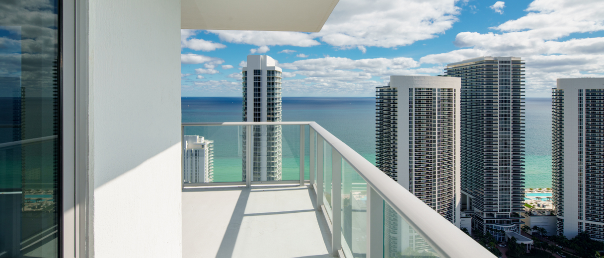 Exterior glass railing. Glass railing for Exterior homes. Clear glass for stairs. Glass railing for stairs. Modern glass railing. Modern glass railing in Miami Florida. Modern glass railing near me. Frameless glass railings. Staircase glass railings. Custom glass railings & aluminum systems. Glass railing installation. Glass railing contractor. Modern railing system. Custom glass railing. Residential and commercial glass railing. Glass railing Miami. Glass railing stairs. Glass railing indoors. Glass railing cost. Glass railing for balcony. Balcony glass railings. Balcony clear glass barrier. Balcony clear glass railing. Balcony clear glass railing near me. Balcony clear glass railing in Miami Florida.